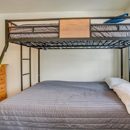 Bright Breck Condo - Walk To Shuttle And Main Street Breckenridge Esterno foto